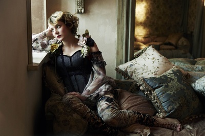 蕾切儿·哈伍德的写真