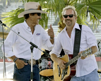 凯文·科斯特纳的写真