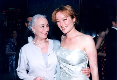 詹妮弗·艾莉的写真-with her mother