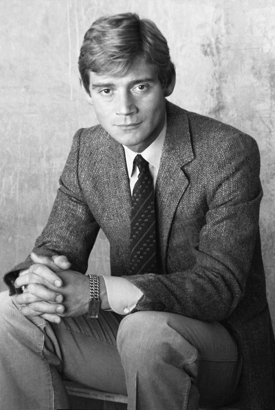 安东尼·安德鲁斯的写真