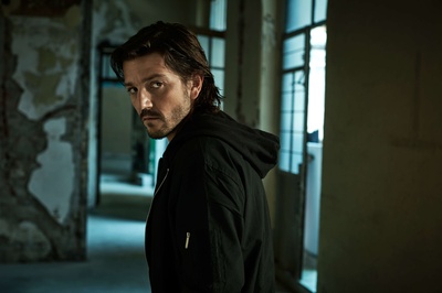 迭戈·卢纳的写真-by Patrik Giardino