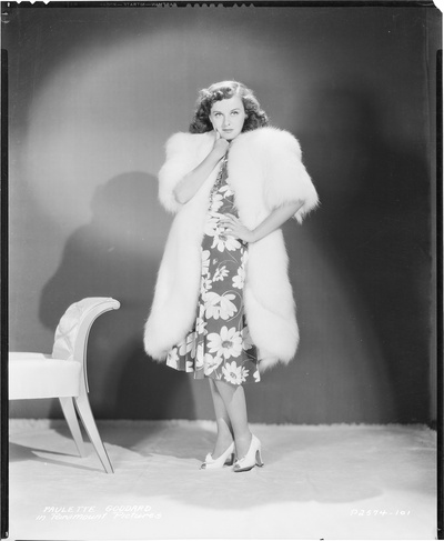 宝莲·高黛的写真