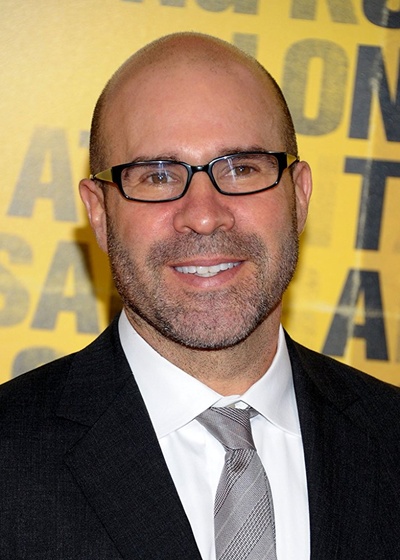 斯科特·Z·本恩斯的写真