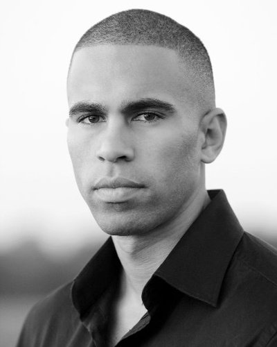 乔伊·安沙的写真