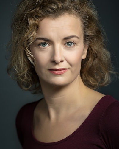 露西·拉塞尔的写真