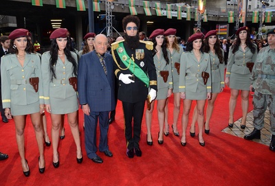 萨莎·拜伦·科恩的写真