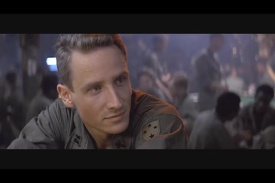 山姆·洛巴兹的写真