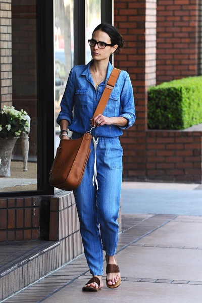 乔丹娜·布鲁斯特的写真