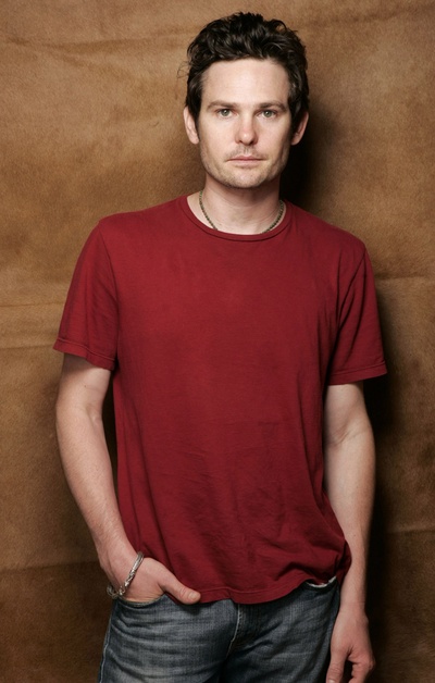 亨利·托马斯的写真