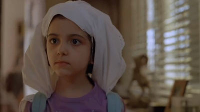 吉米娅·侯赛伊妮的写真