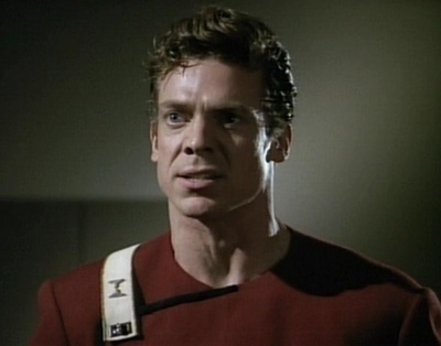 克里斯托弗·麦克唐纳的写真-年轻时候还真挺帅的哎