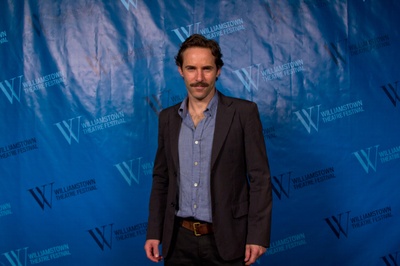 亚历桑德罗·尼沃拉的写真