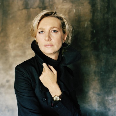 安娜·卢瓦雷的写真