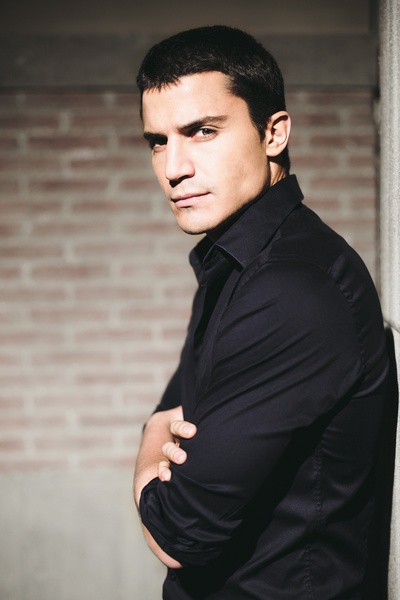 亚历·冈萨雷斯的写真