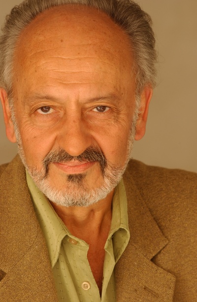 卡斯图罗·格雷拉的写真