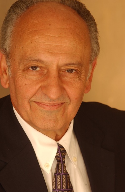 卡斯图罗·格雷拉的写真