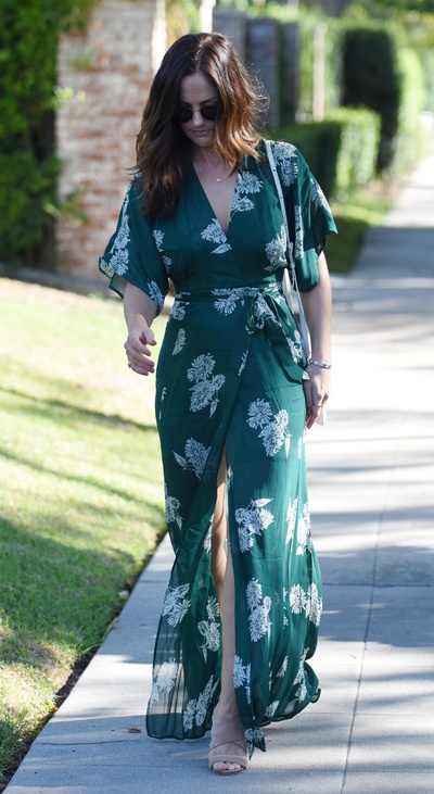 敏卡·凯利的写真