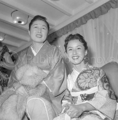 八千草薰的写真