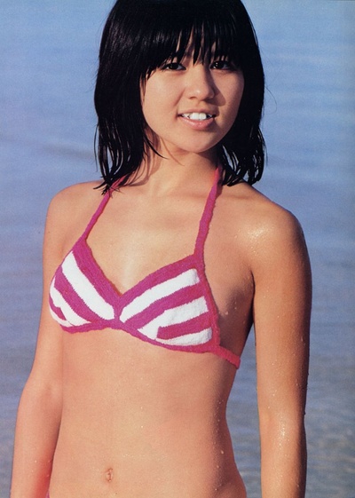 石野真子的写真