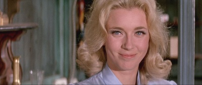 玛丽·杜布瓦的写真-温柔的微笑