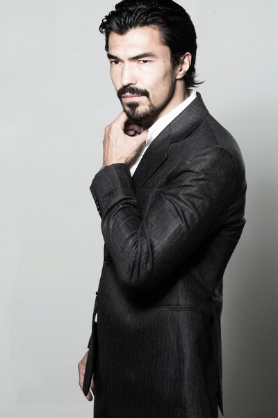 伊恩·安东尼·代尔的写真