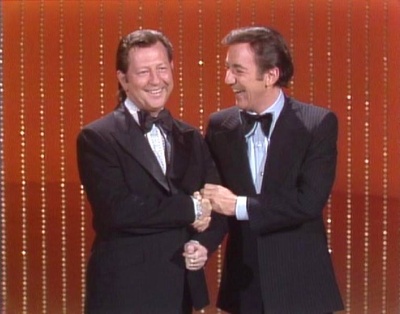 唐纳德·奥康纳的写真