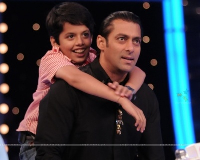 达席尔·萨法瑞的写真