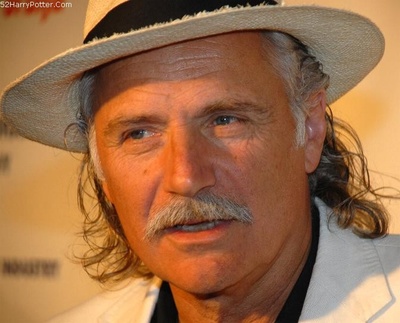 拉德·舍博德兹加的写真