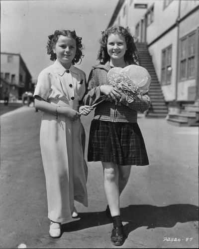 安·吉利斯的写真