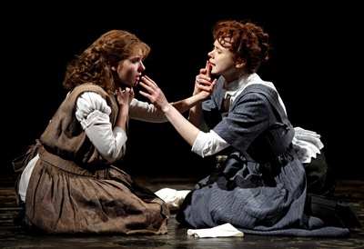 艾丽森·皮尔的写真