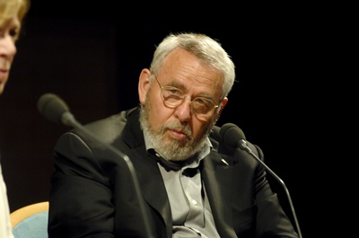 托尼·门德兹的写真