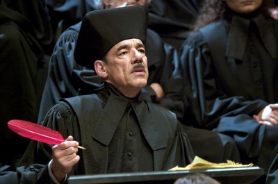 罗格·洛伊德-派克的写真-在《哈利波特与火焰杯...