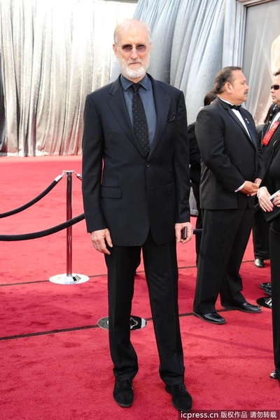 詹姆斯·克伦威尔的写真