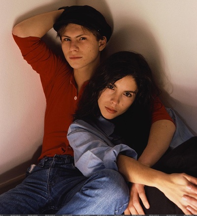 瓦伦提娜·瓦格斯的写真-with Christian Slater, ...