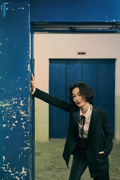 惠英红的写真-《时尚画报》2018年7...