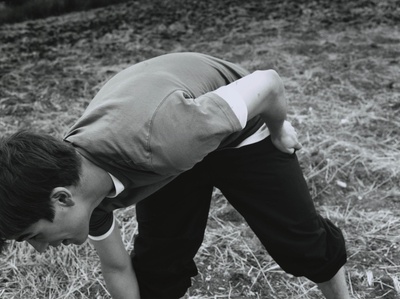 乔什·哈奈特的写真