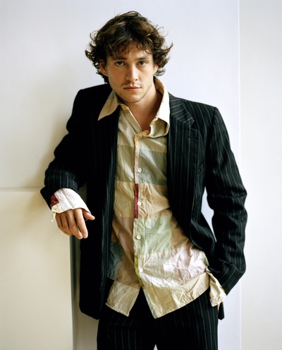 休·丹西的写真