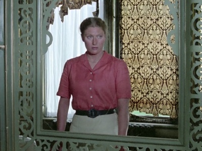 杰拉丁妮·詹姆斯的写真