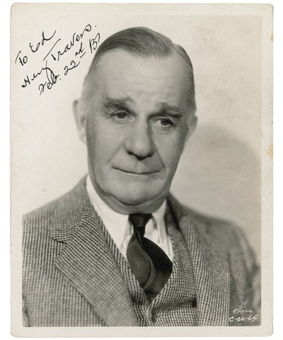 亨利·崔佛斯的写真