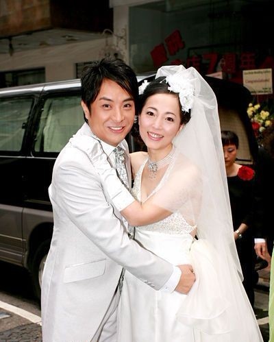 梁思浩的写真-与苑琼丹搞怪