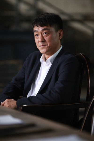 何冰的写真-何冰