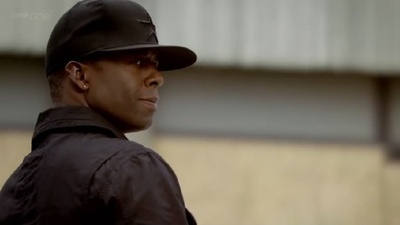 艾德里安·莱斯特的写真