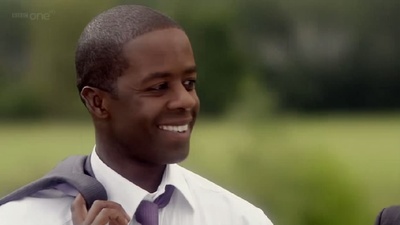 艾德里安·莱斯特的写真