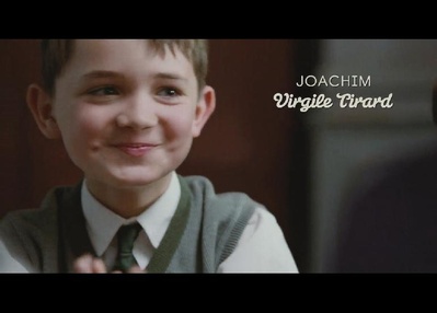 维吉尔·蒂拉尔的写真-笑得有点羞涩的小正太