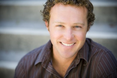 德文·古梅尔萨尔的写真