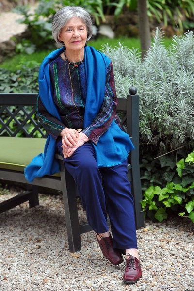 埃玛妞·丽娃的写真