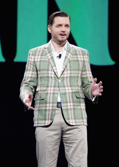 内森·格雷诺的写真