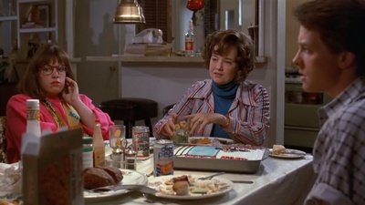 温迪·乔·斯佩博的写真-Back to the Future