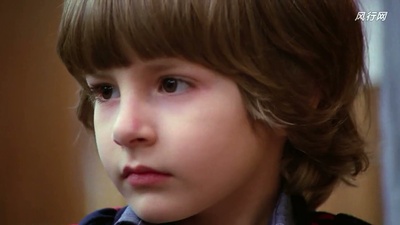 丹尼·劳埃德的写真