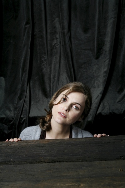 凯丽·拉塞尔的写真